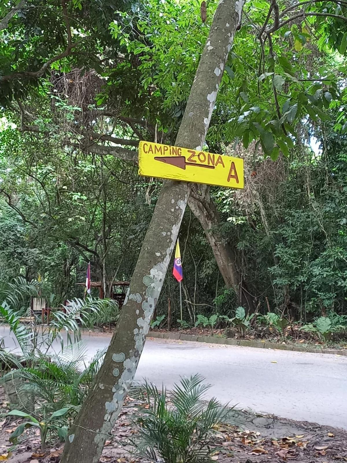 Zona A Dentro Del Pnn Tayrona *
