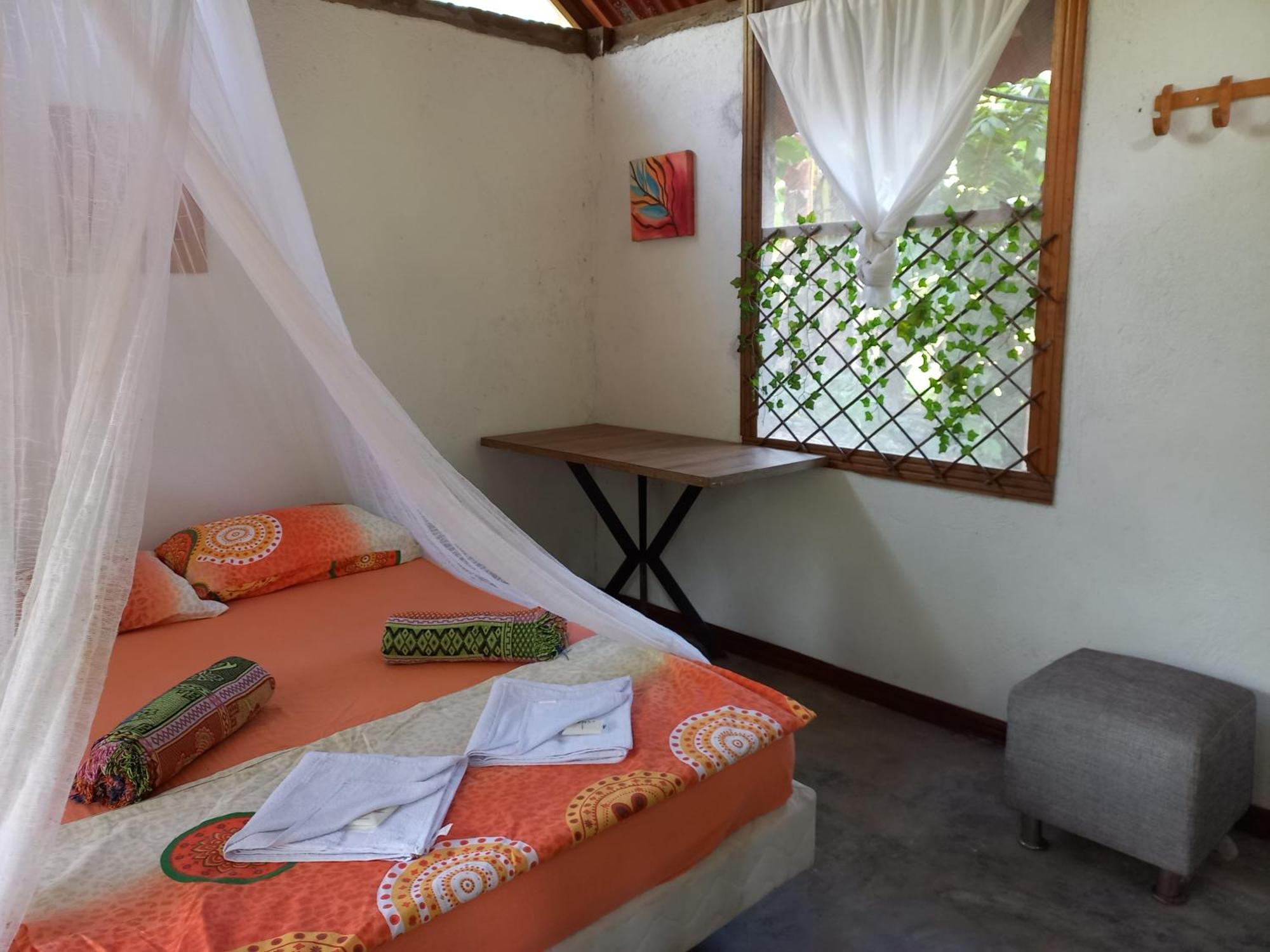 Zona A Dentro Del Pnn Tayrona * Santa Marta (Magdalena)
